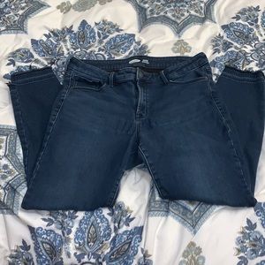 Old Navy Rockstar Super Skinny Built In Warm Jeans Size 12 ❄️